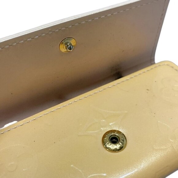 Auth LOUIS VUITTON Multicles 4 M91324 Marshmallow Monogram Vernis - Picture 10 of 14